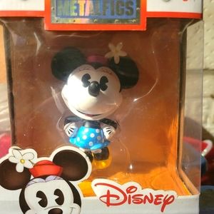Minnie Mouse metal figurine